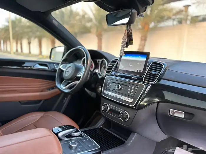 مرسيدس GLE43 2018 22