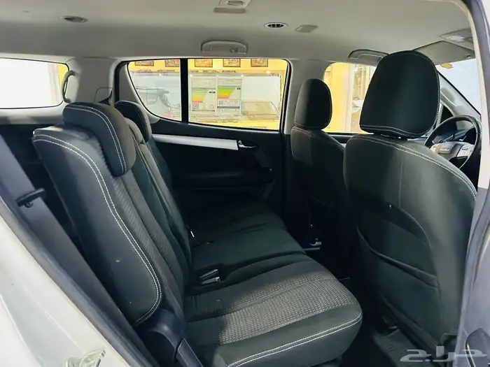 جيب ايسوزو Mux 2021 نص فل بحالة الوكالة 9