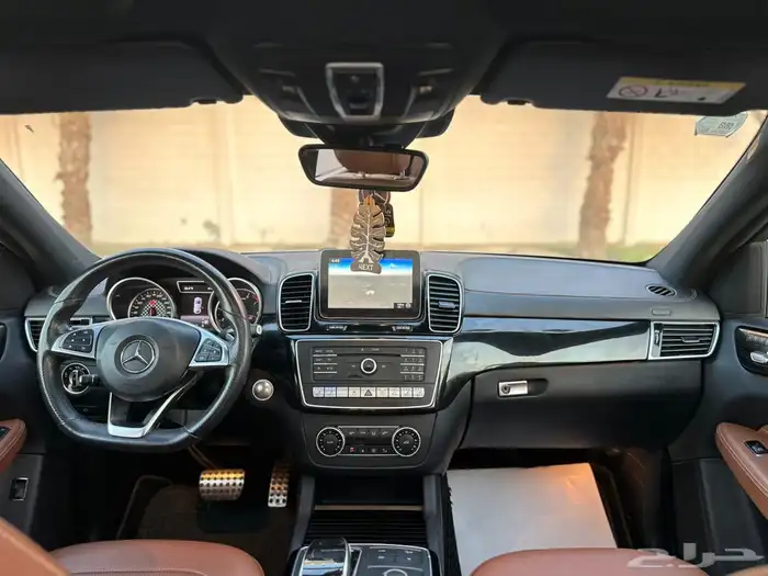 مرسيدس GLE43 2018 23