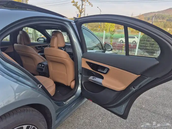 مرسيدس2025 E200 وارد كوريا 25