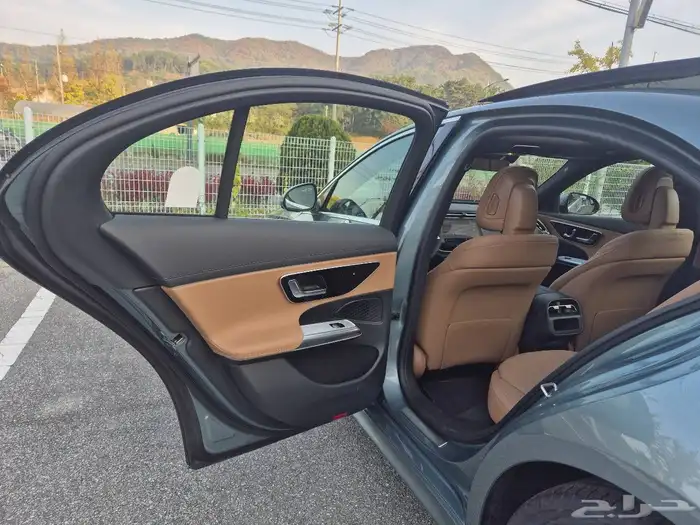 مرسيدس2025 E200 وارد كوريا 19