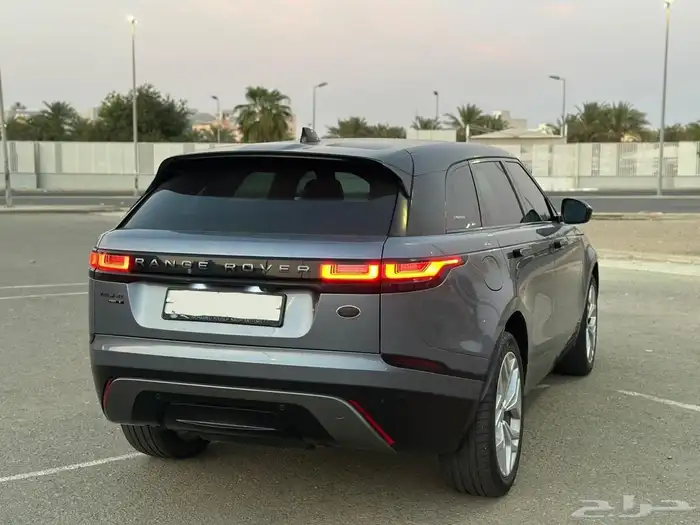 رانج روفر فيلار 2018 R dynamic شد بلد مالك اول 11