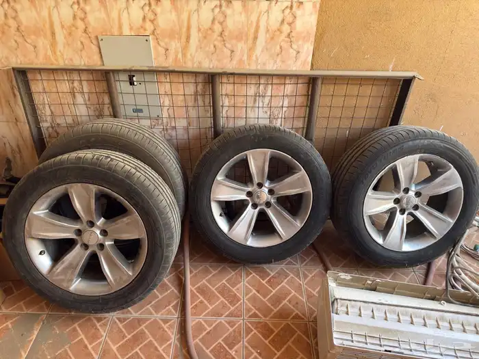 جنوط تشارجر مقاس 18 للبيع 0