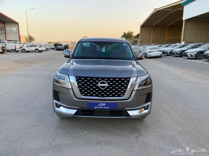 نيسان باترول تيتانيوم V8 2023 0