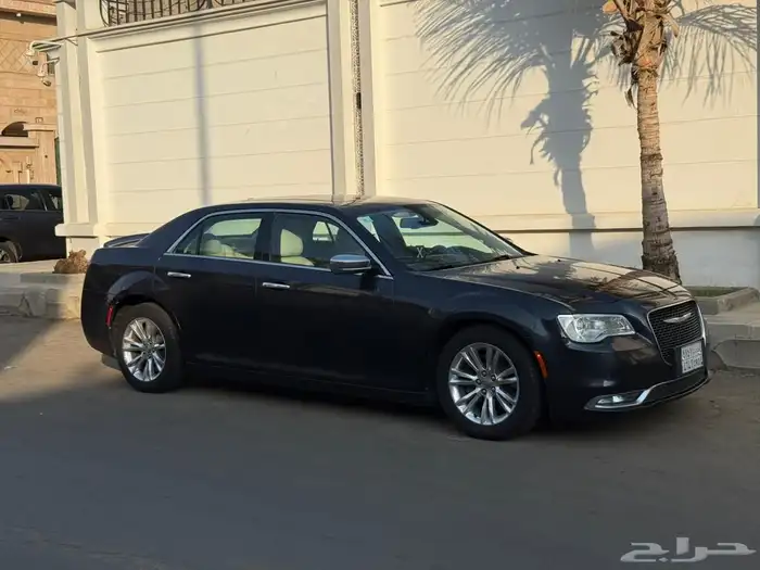كرايزلر C300 2018 5