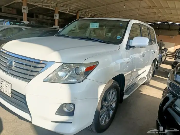 جيب لكزس 11 ماشي 230 موتر جديد في خميس مشيط السعر على الحد 9