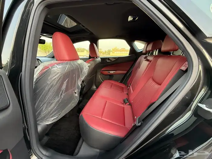 لكزس nx350 خليجي موديل 2022 موجودة بدبي 4