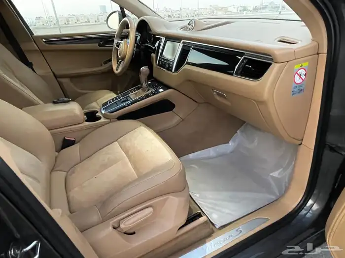 بورش ماكانS 26