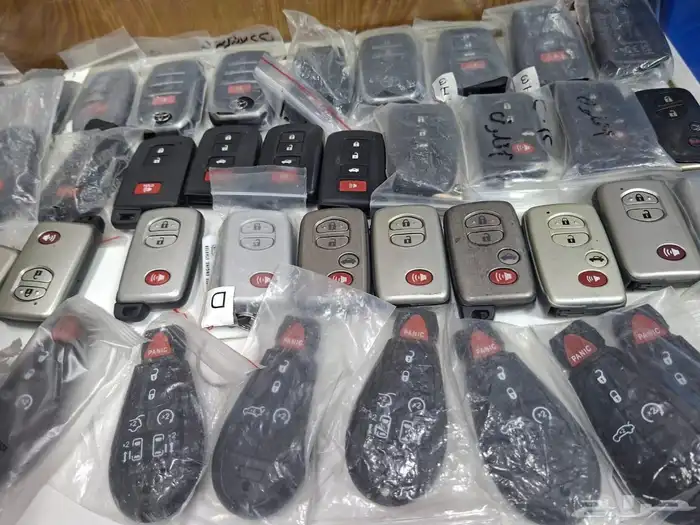محل مفاتيح جده الصفا الأربعين برمجة مفتاح ريموت بصمه 15