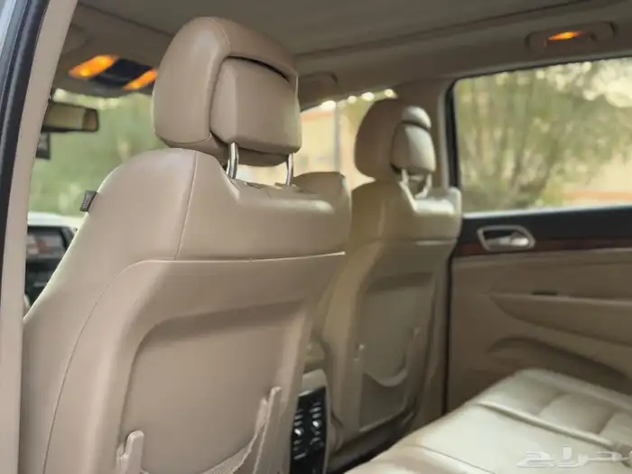 جراند شيروكي ليمتد 2013 (( بحالة ممتازة )) 34