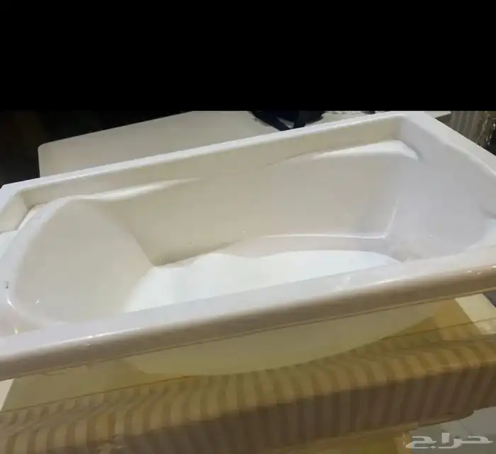 طاوله غيار اطفال نظيفه 1