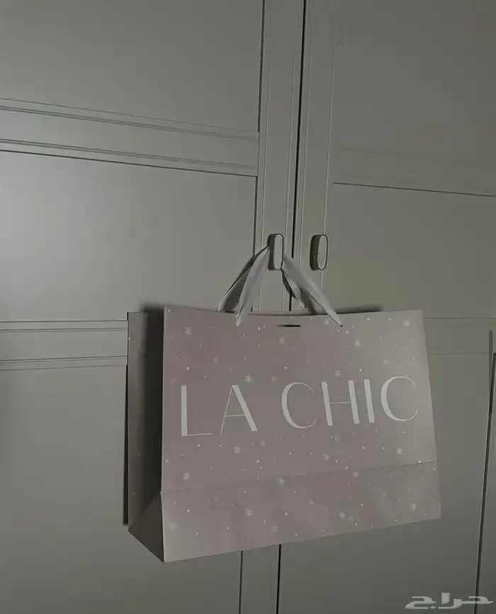 أكياس عبايات بوكس لوقو جلد ليبل تطريز ستكرات كروت 51