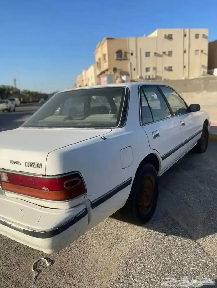 للبيع كراسيدا موديل 1990 2