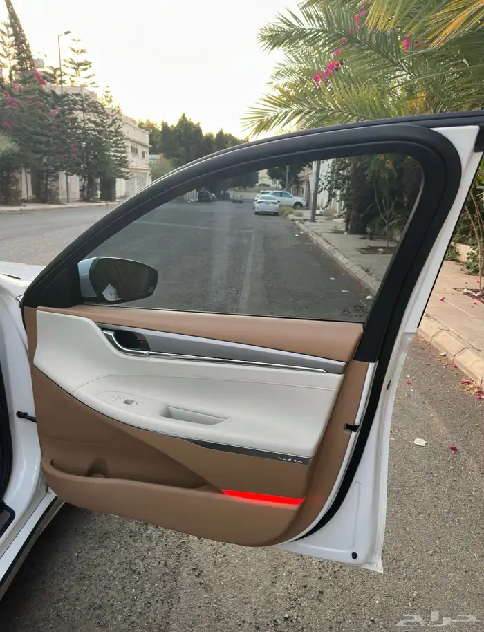 هونداي أزيرا سعودي 2023 (( تم الببع )) 16