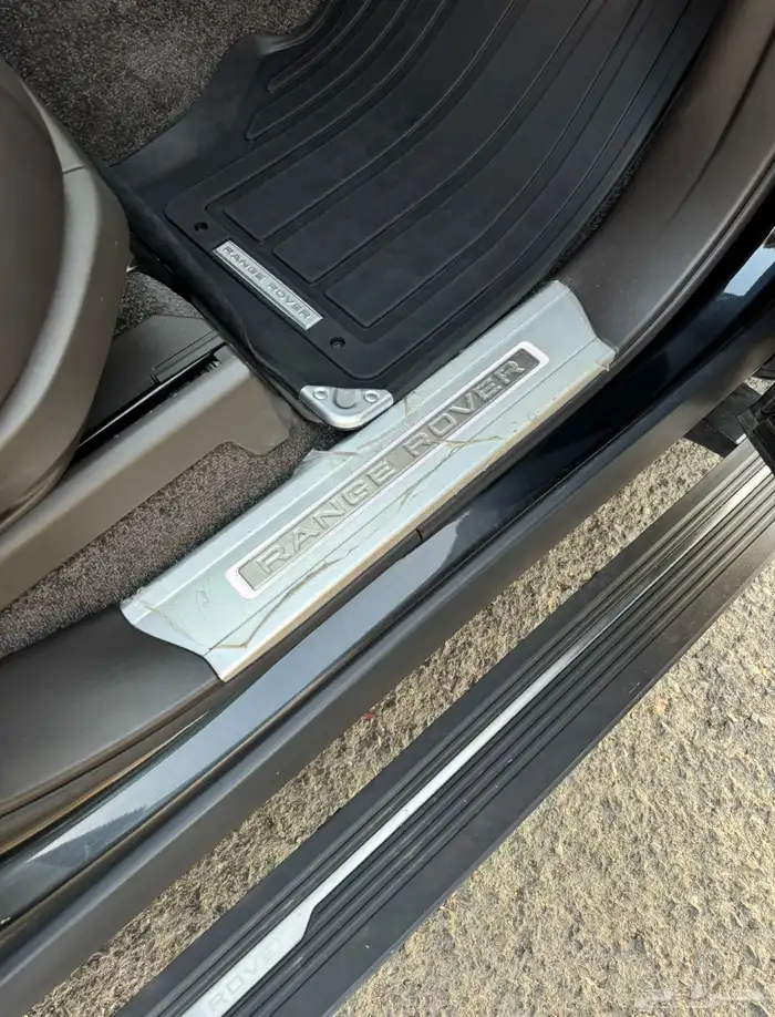 رنج روفر 2020 لارج قمة بالنظافه بسعر مناسب 33