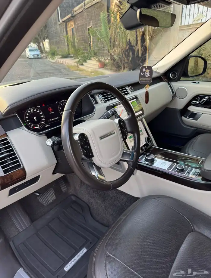 رنج روفر 2020 لارج قمة بالنظافه بسعر مناسب 15
