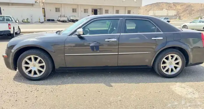 كريسلر 2010 النوع C300 2