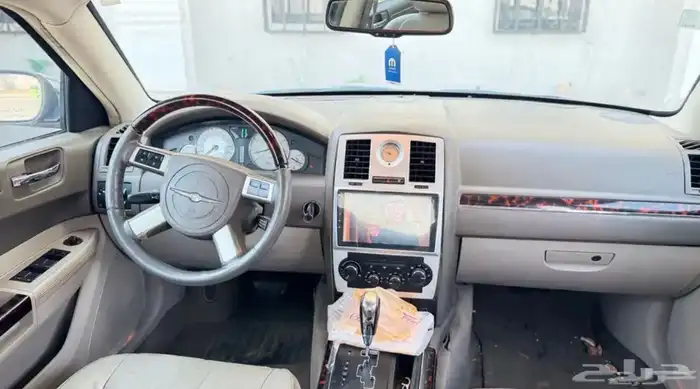 كريسلر 2010 النوع C300 11