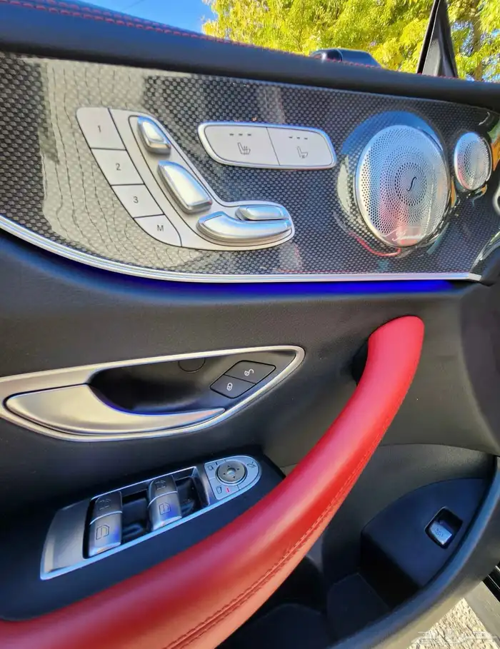 للبيع مرسيدس E53 موديل 2023 شبه اصفار وارد كندا 10