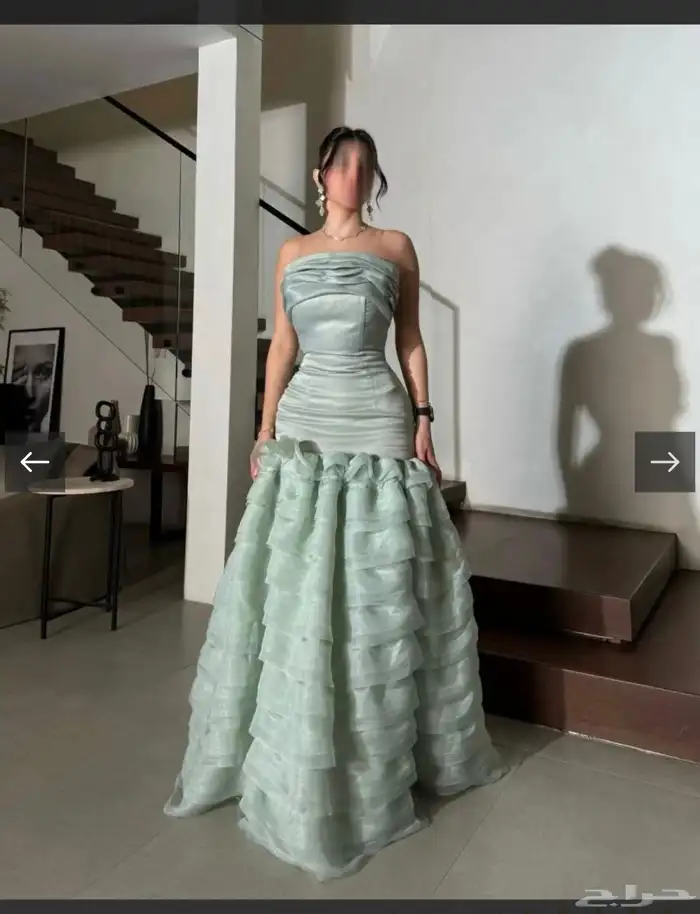 شريته ب 500 ببيعه ب 300 سبب البيع لبسته مناسبه وحده فقط 1