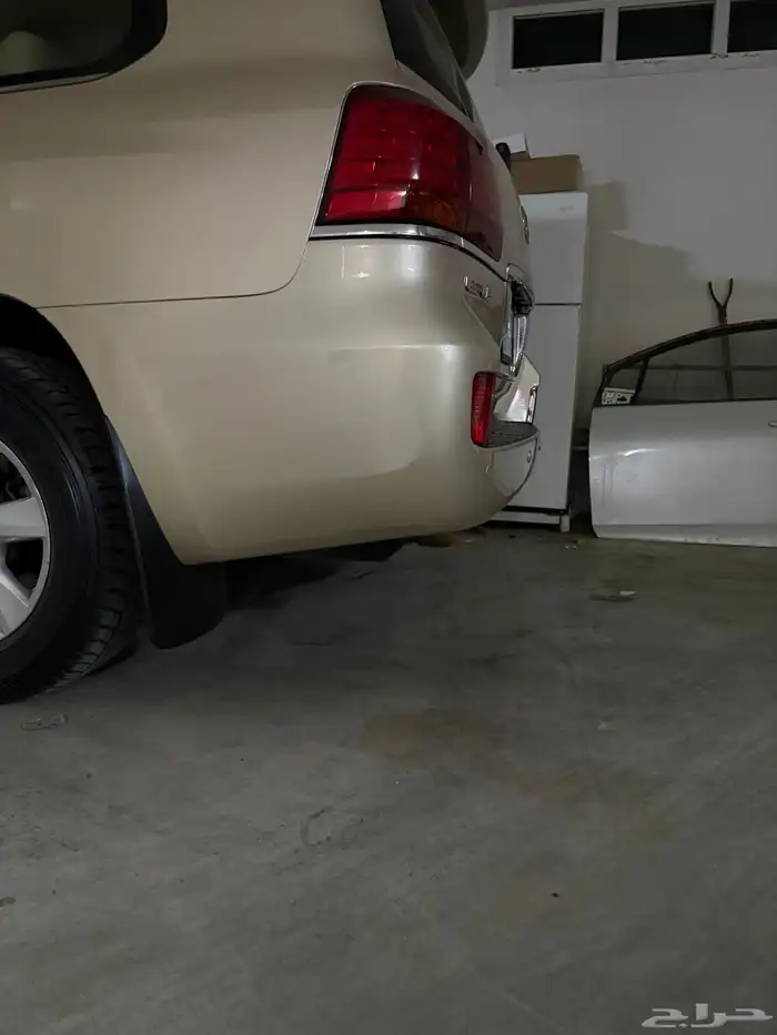 جيب لكزس 2008 ذهبي - نظيف وممشى جميل 13