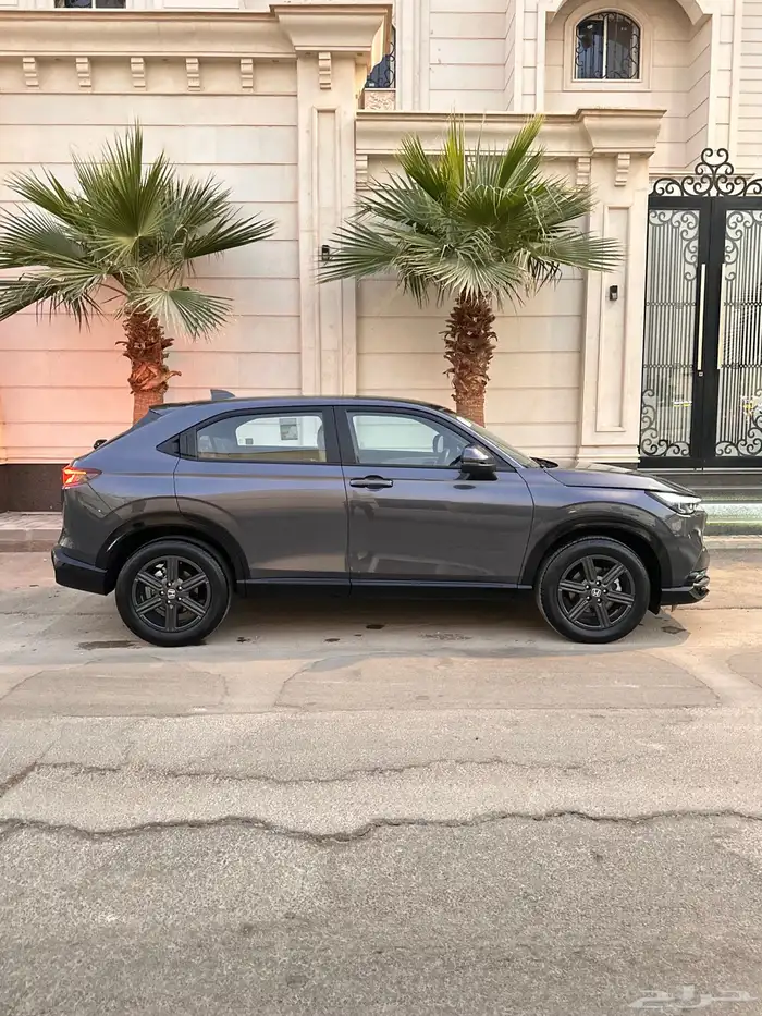 هوندا HRV موديل 2024 فل كامل بحالة الوكالة 15