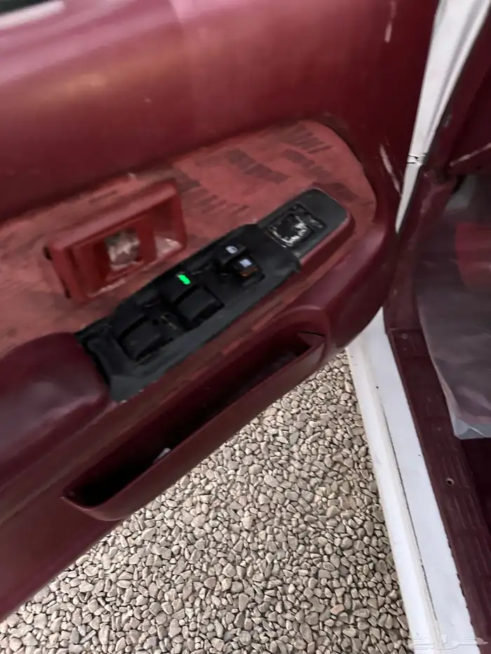 هايلوكس 1999 12