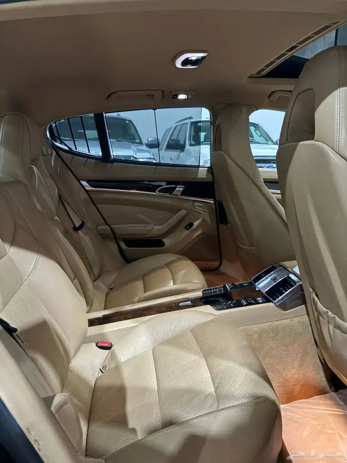 بورش بانميرا 2012 12