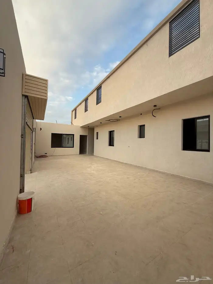 دور للبيع العزيزيه ت 3 0