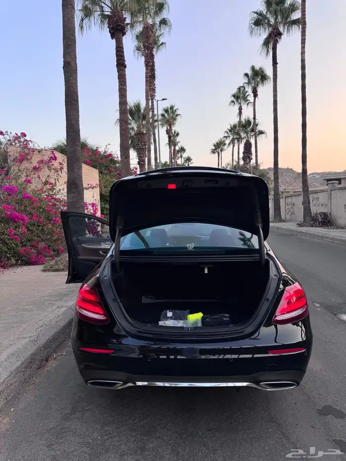 مرسيدس E200 وارد الجفالي مخزنة 2019 6