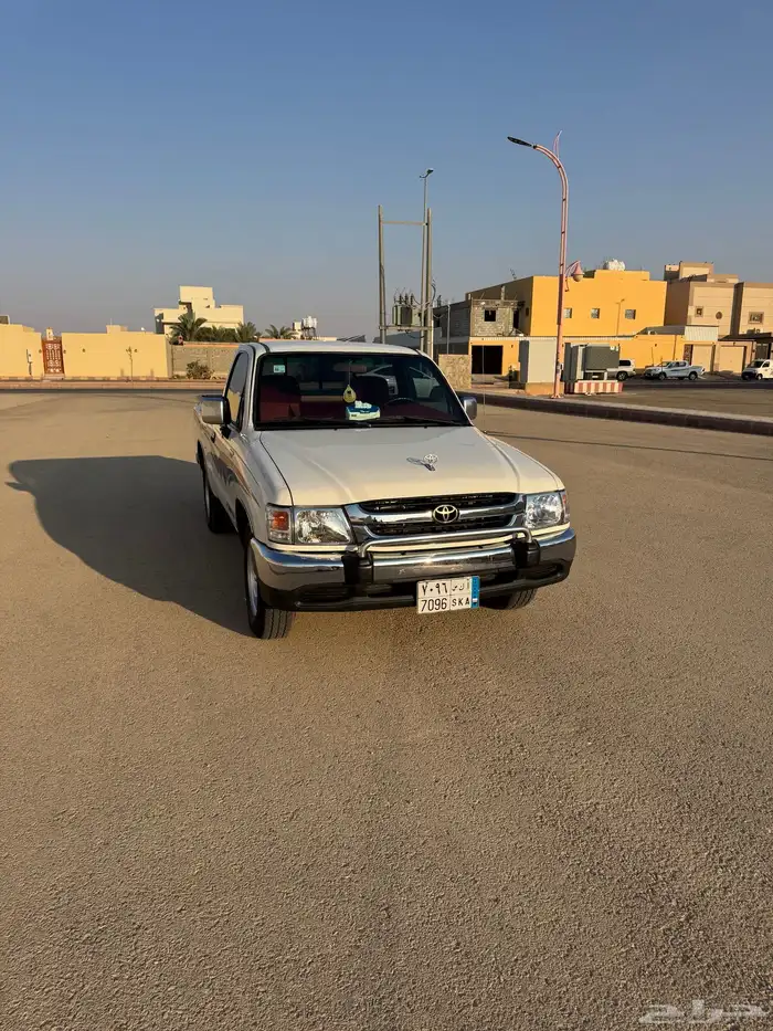 للبيع هايلكس 2005 2