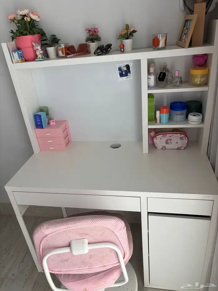 Ikea used Office disk  مكتب دراسة وعمل  مكتب   اثاث مكتب 0