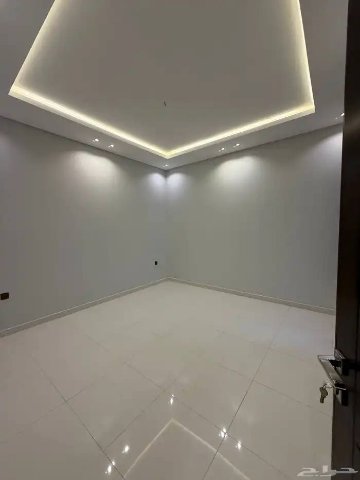 للبيع فيلا مودرن دورين وملحق تشطيب vip ف درة الموسي 16