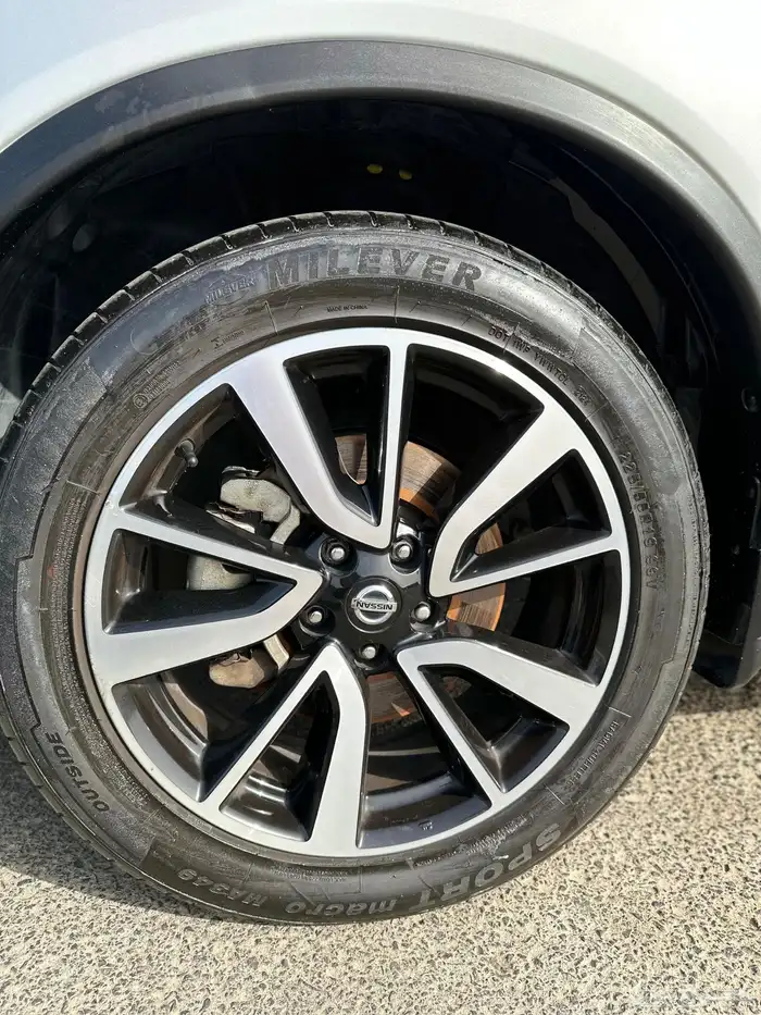 نيسان إكس تريل فل كامل 15