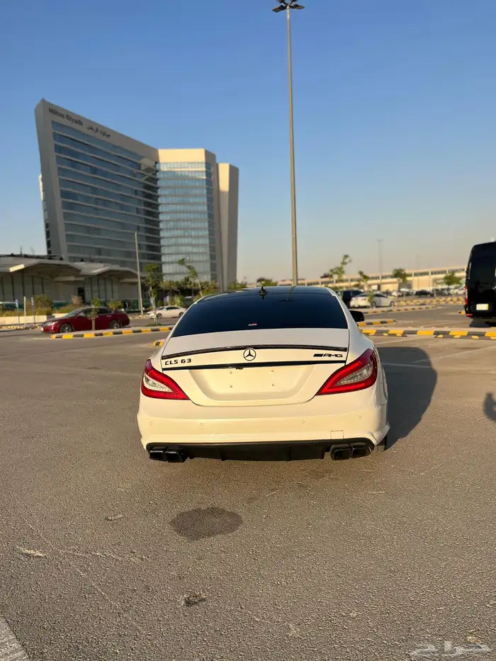 مرسيدس CLS63 AMG 2012 11