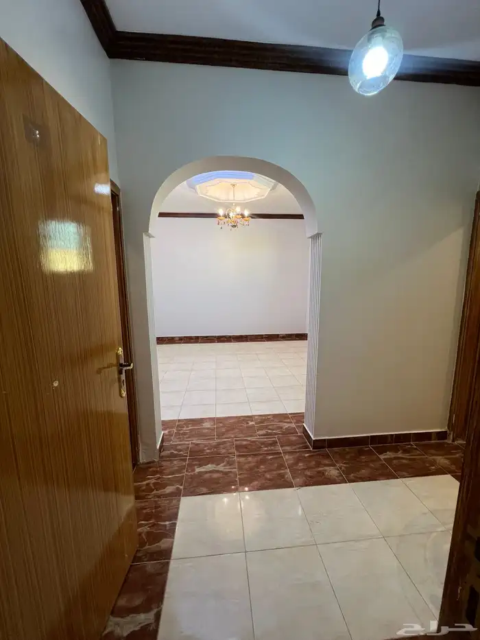 دور علوي للايجار شرق بريدة خلف مركز طابا سنتر 2