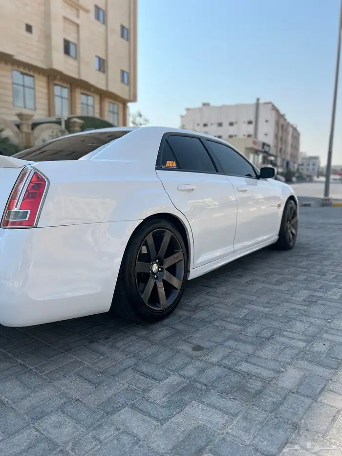 كرايزلر 8V المديل 2013 2