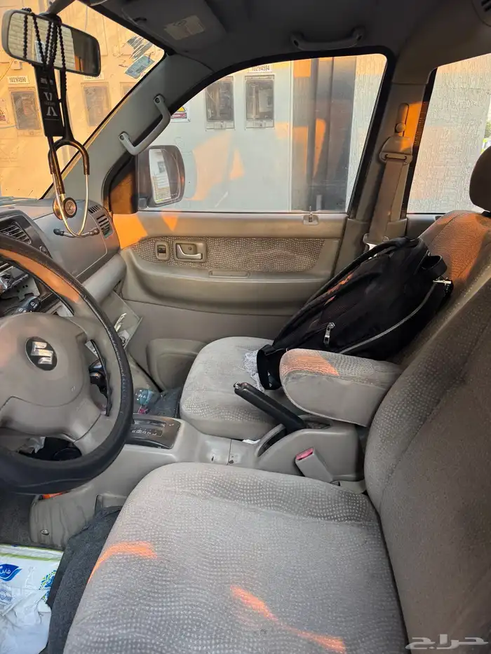 باص APV سوزوكي 6