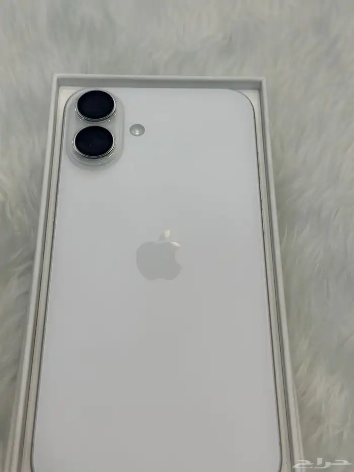 ايفون 16 بلص 1