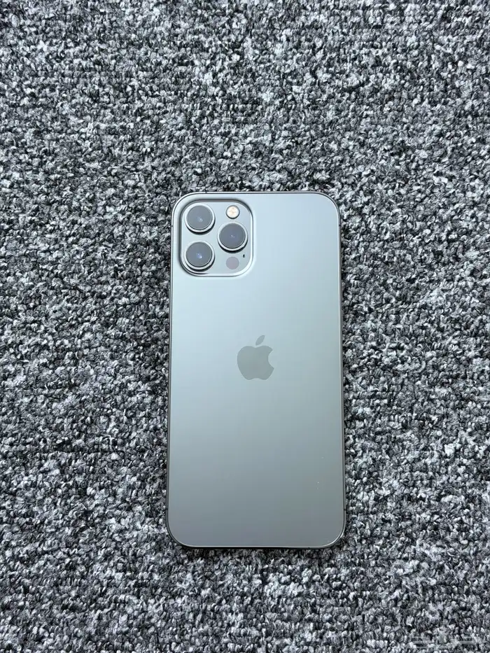 ايفون 12 برو ماكس للبيع 2