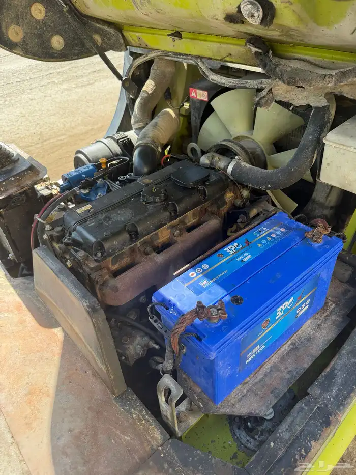 رافعة 5 طن ماركة كلارك ماكينة بركنز موديل 2010 شغال عالشرط 5