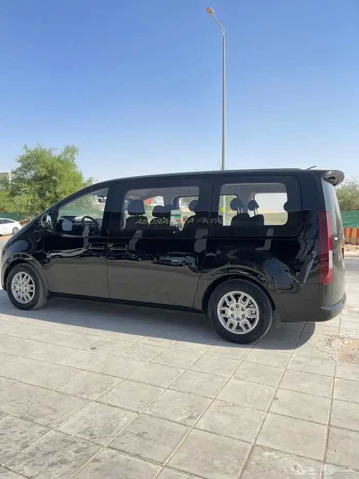 هونداي ستاريا موديل 2023 ديزل اتوماتيك 11راكب سعودي الوعلان 3