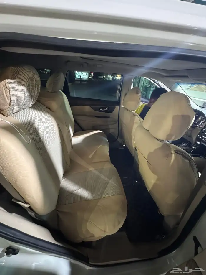 نيسان اكسترال 9