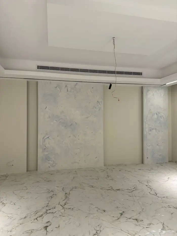 فيلا فخمة للبيع المساحة 650م شارعين حي اللؤؤ 41