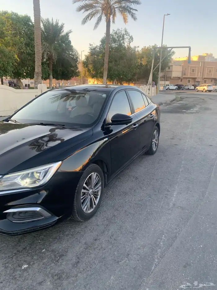 ام جي 5 فل كامل MG 5 luxury-Full Option 1