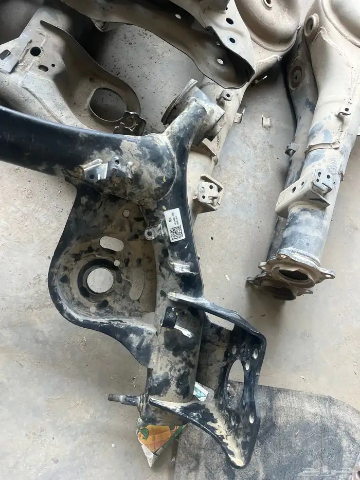 كمر خلفي اوربان كروزر 2024-2025 2