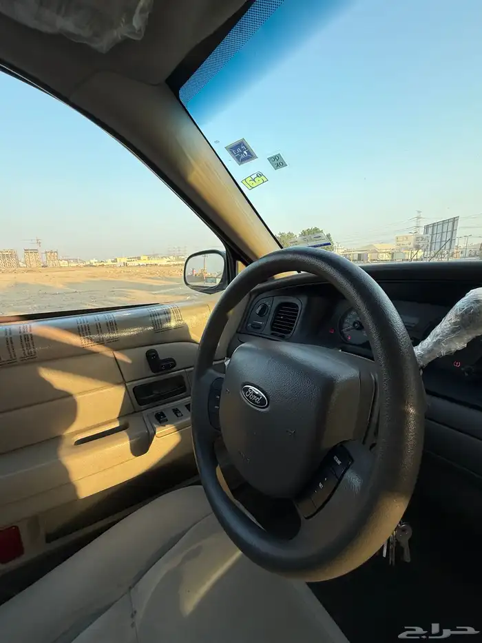 فورد كراون فكتوريا بوليسي مخزن 2011 23