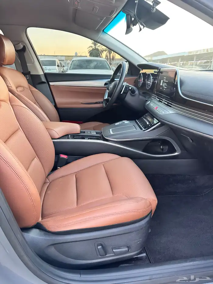 هوانداي ازيرا 2022 بنزين بطاقه جمركيه وارد كوريا 6