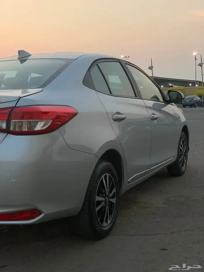 تويوتا يارس وكالة 2022 فل كامل 5