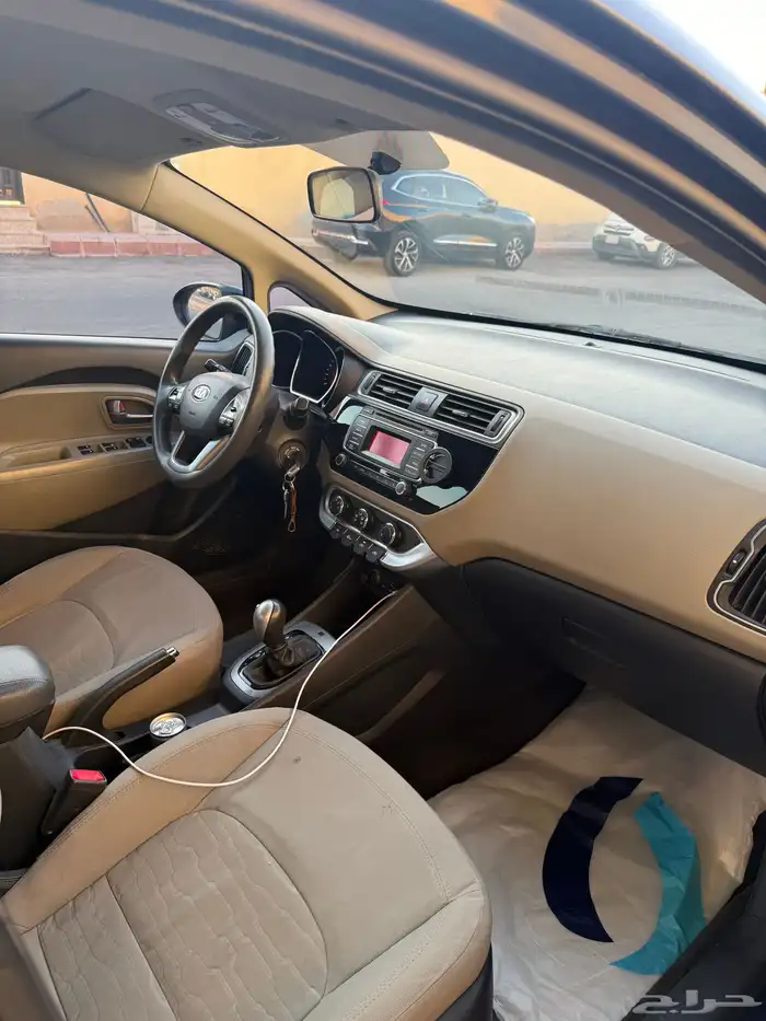 كيا ريو هاتشباك 2016 نص فل 6